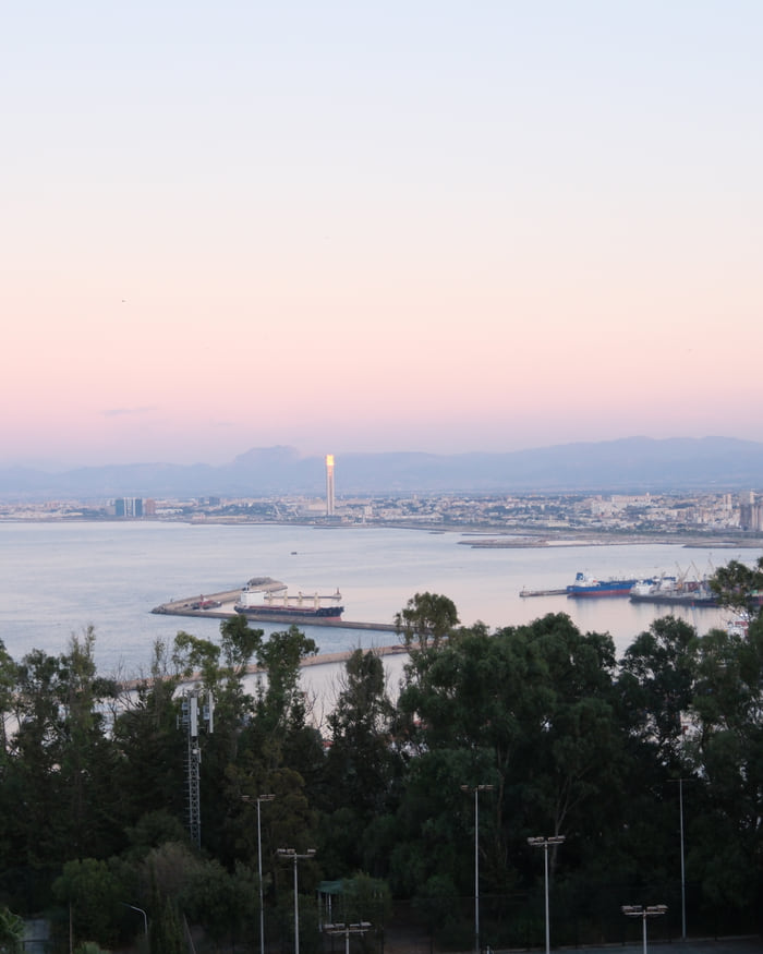 Panorama sur la baie d'Alger