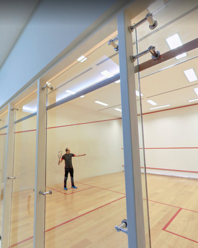 Le court de squash couvert